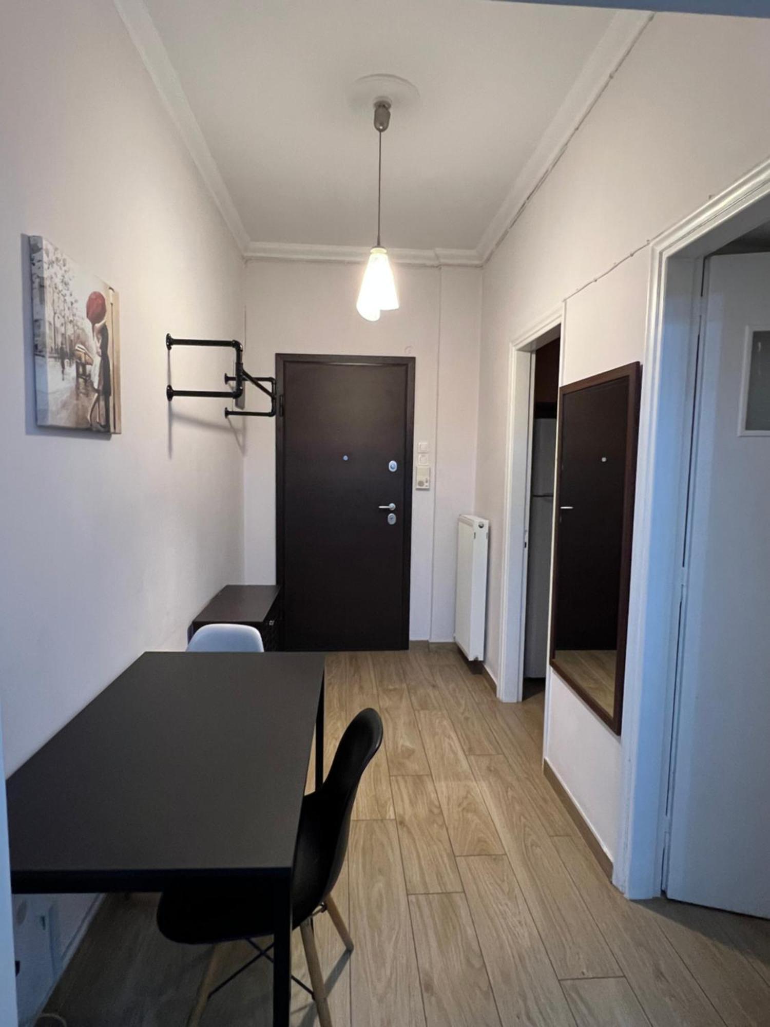 Stylish And Comfortable Apartment Athen Exterior foto